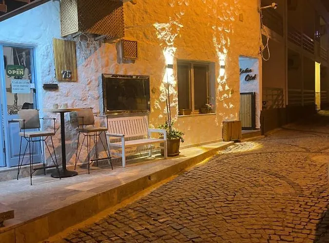 Apartmanhotel Cakir's 4*